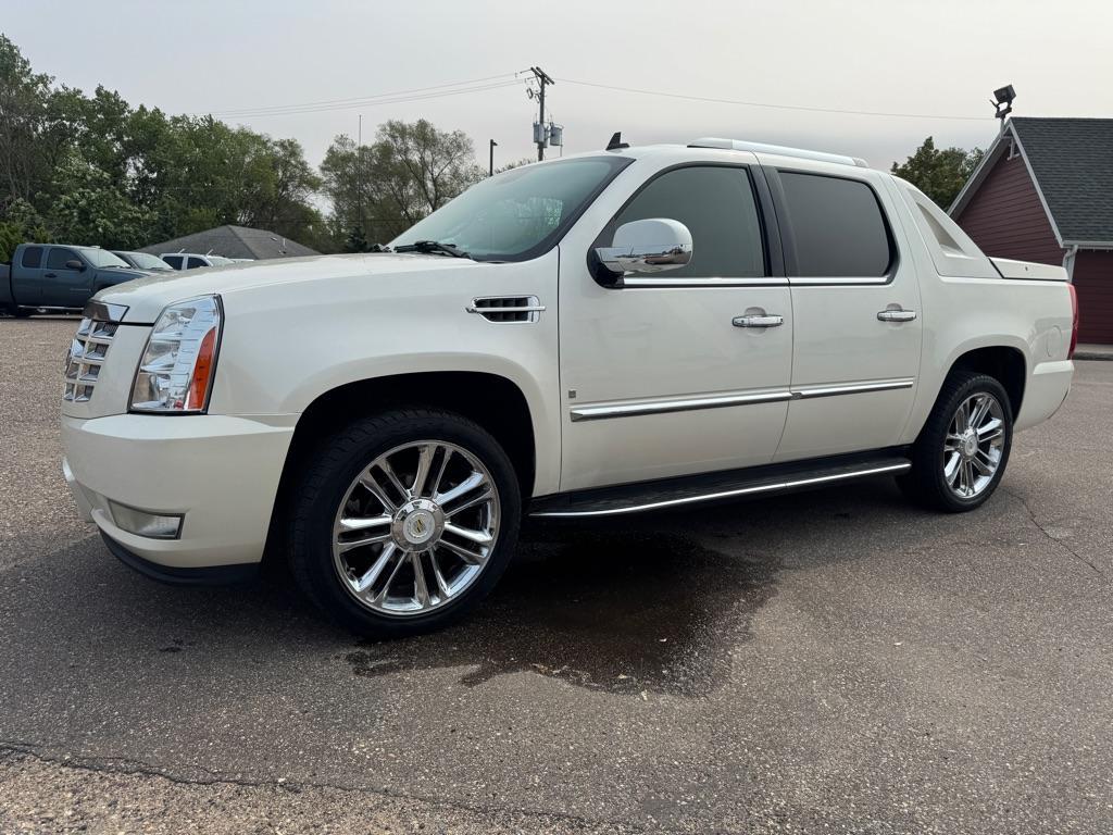 used 2008 Cadillac Escalade EXT car, priced at $11,995
