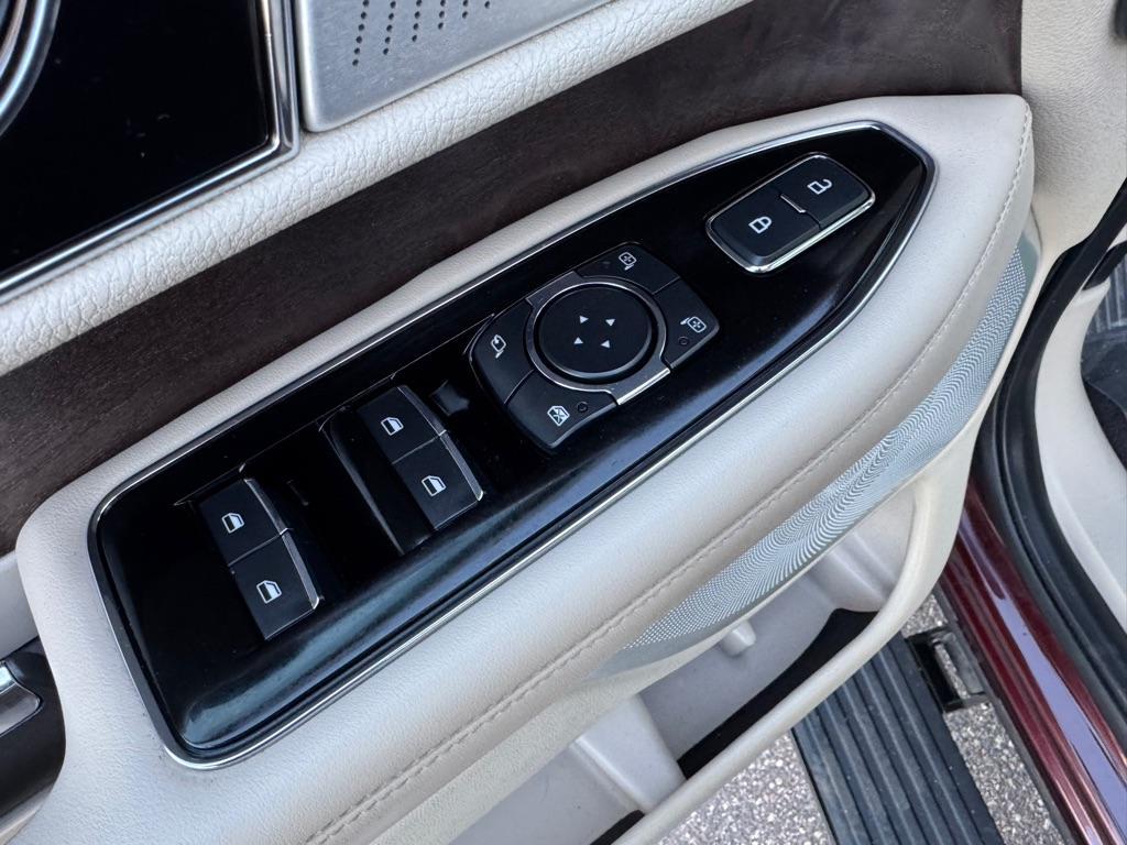 used 2019 Lincoln Navigator car, priced at $33,995