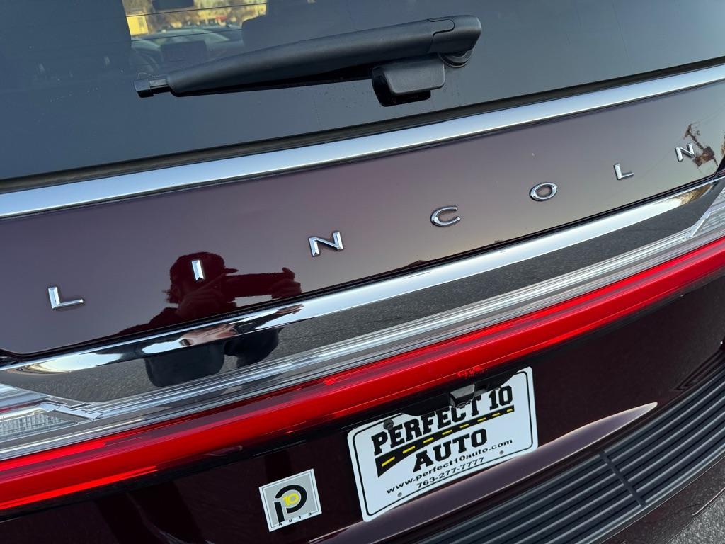 used 2019 Lincoln Navigator car, priced at $33,995