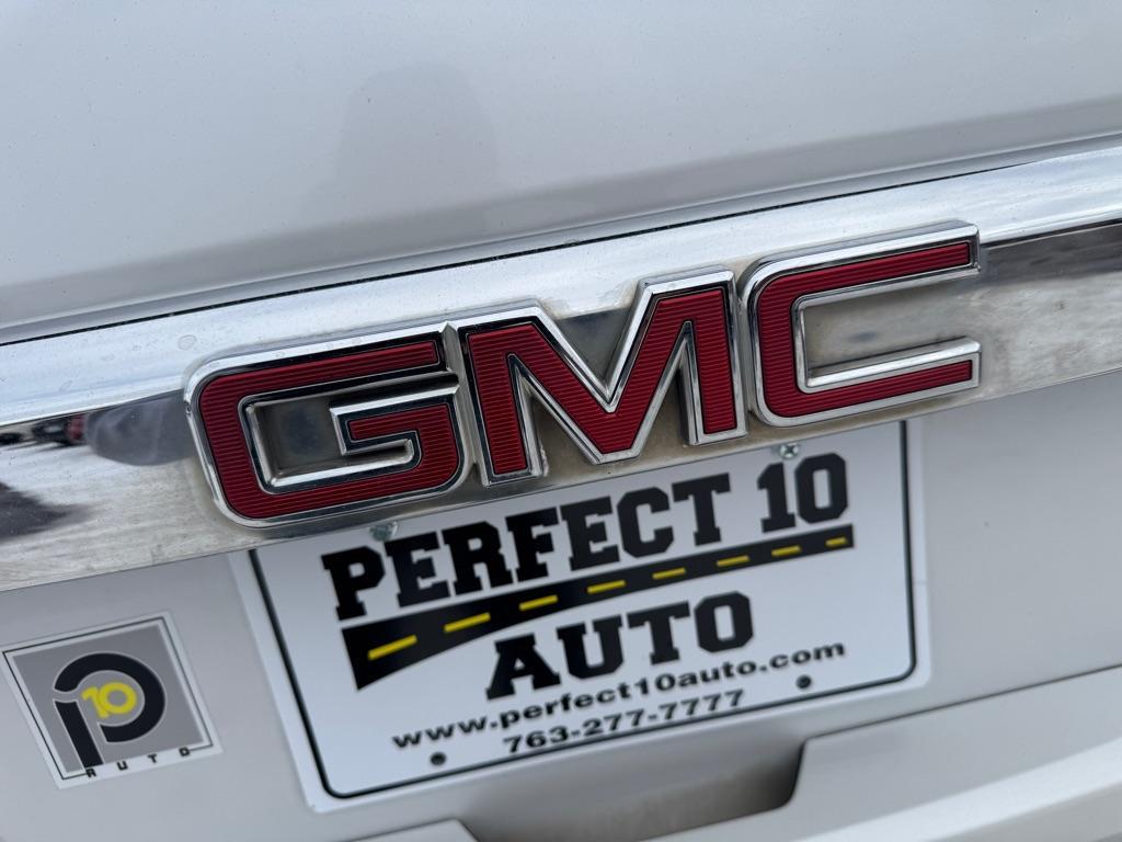 used 2016 GMC Yukon XL car, priced at $14,995