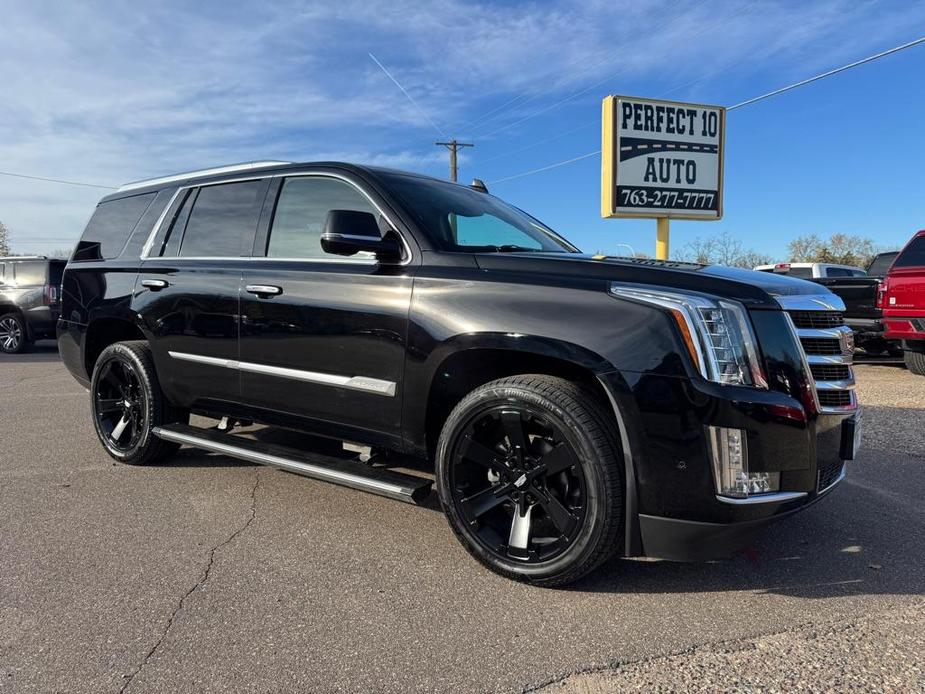 used 2017 Cadillac Escalade car, priced at $26,995