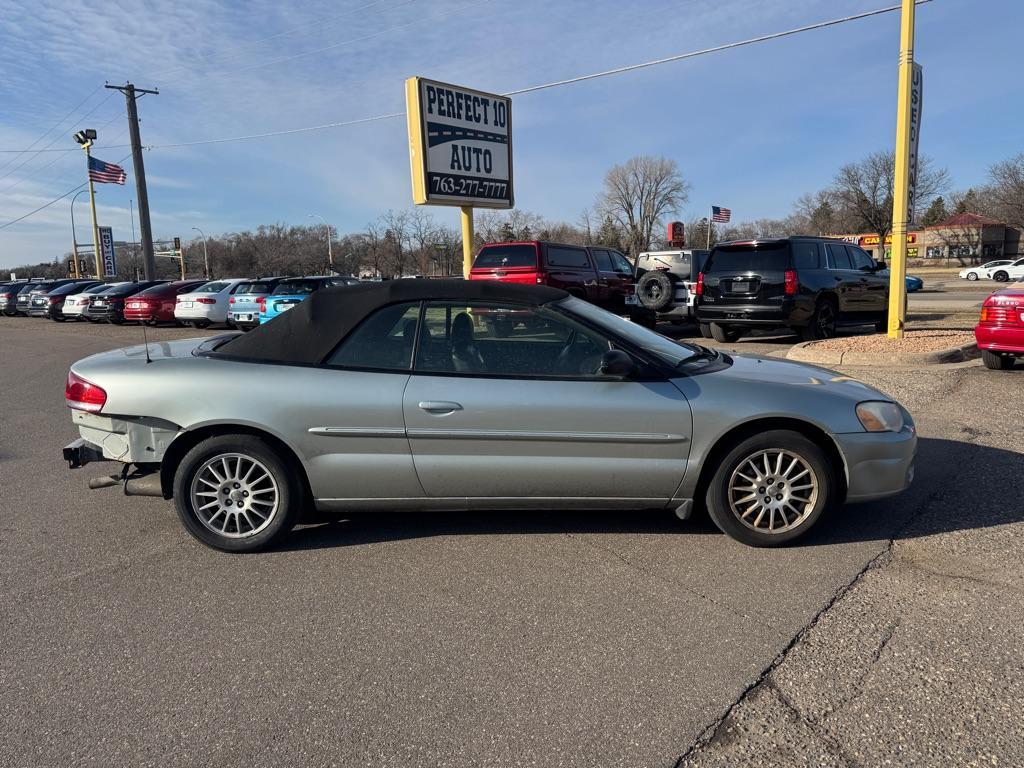 used 2005 Chrysler Sebring car