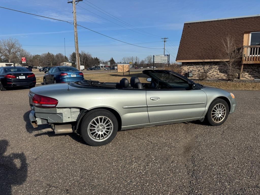 used 2005 Chrysler Sebring car