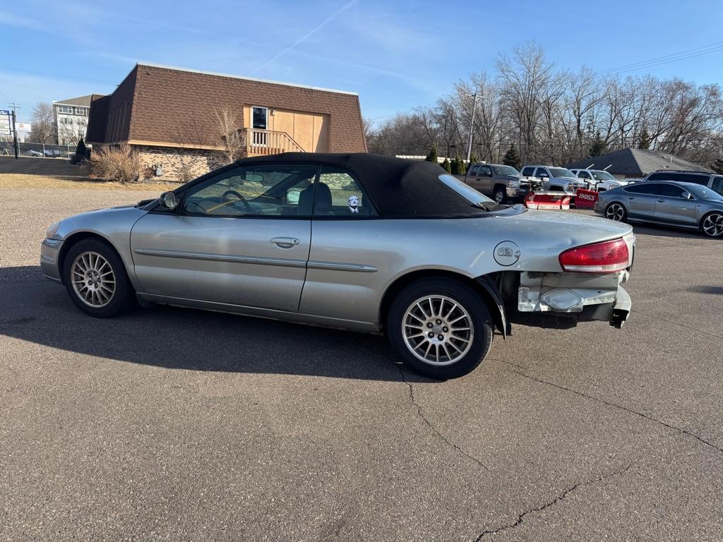 used 2005 Chrysler Sebring car