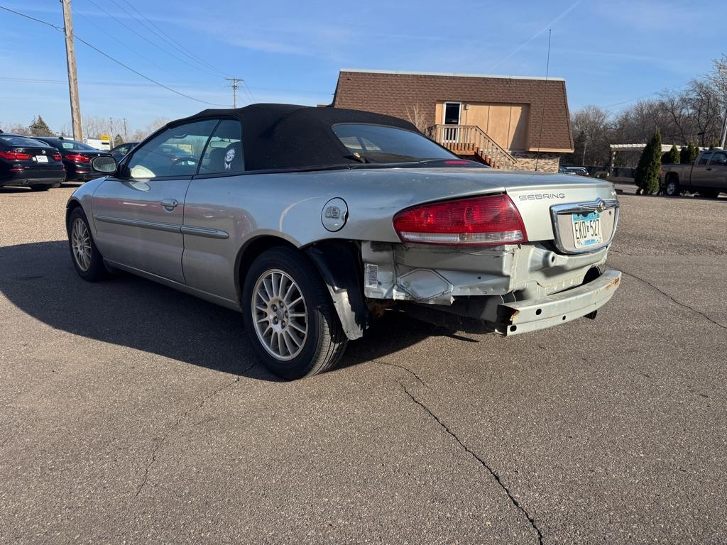 used 2005 Chrysler Sebring car