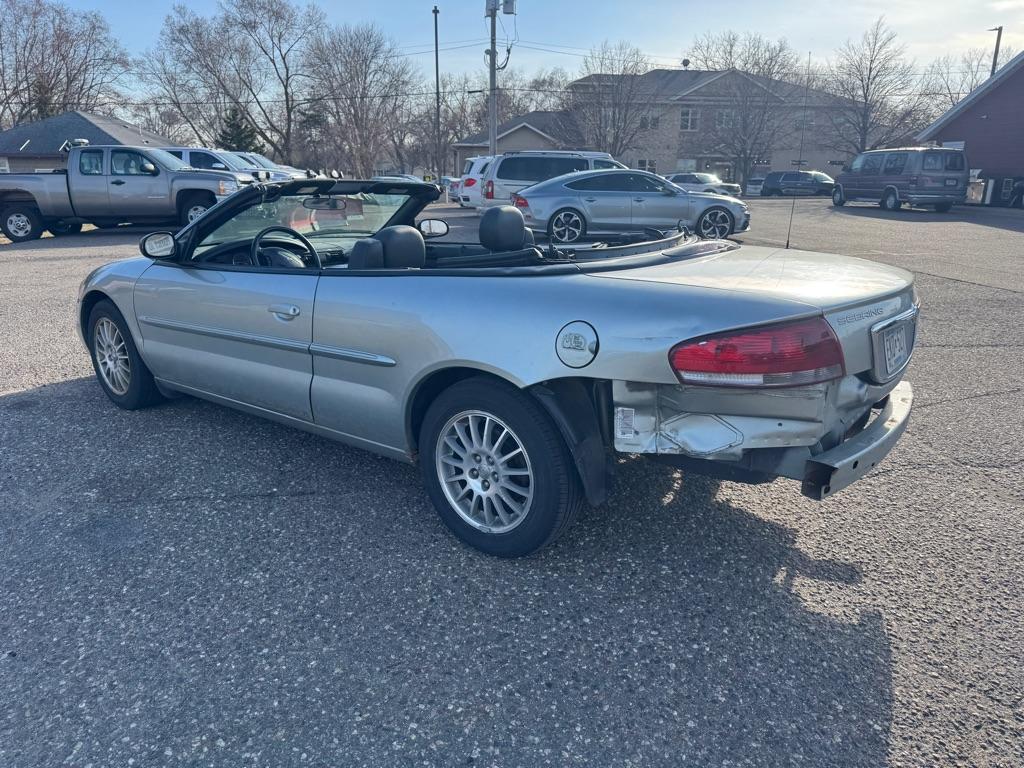 used 2005 Chrysler Sebring car