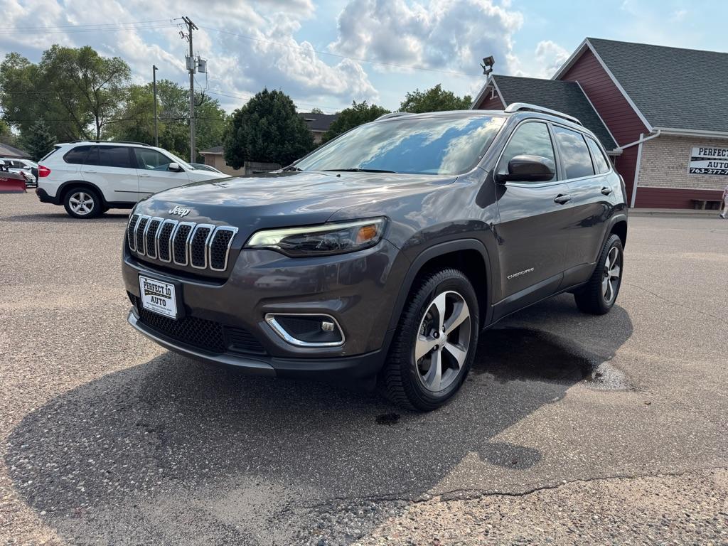 used 2020 Jeep Cherokee car, priced at $18,995