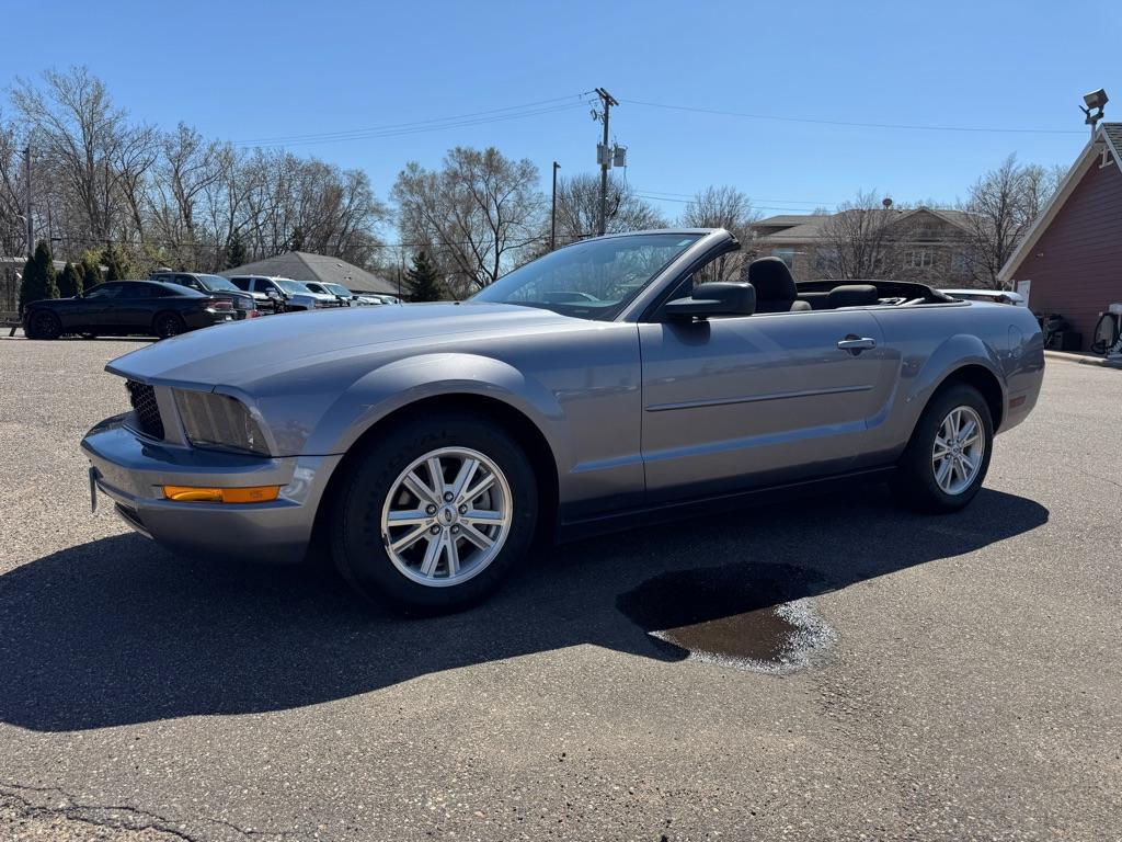 used 2006 Ford Mustang car, priced at $10,995