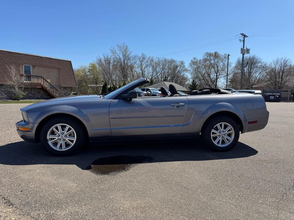 used 2006 Ford Mustang car, priced at $10,995