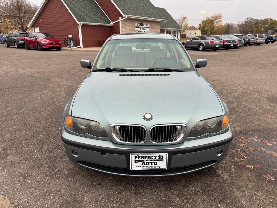 used 2002 BMW 325 car, priced at $2,700