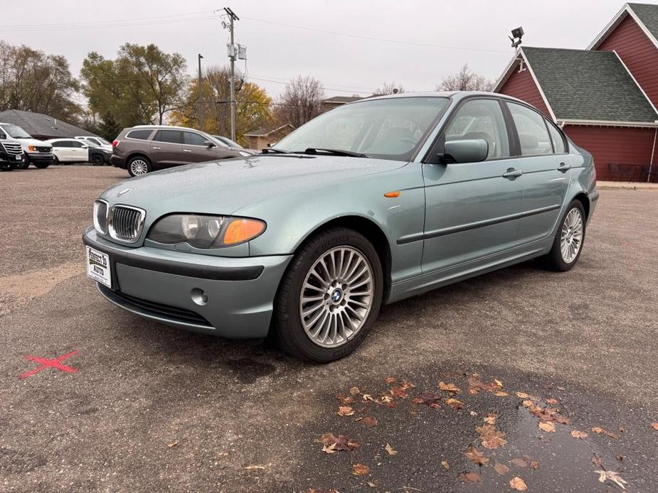 used 2002 BMW 325 car, priced at $2,700