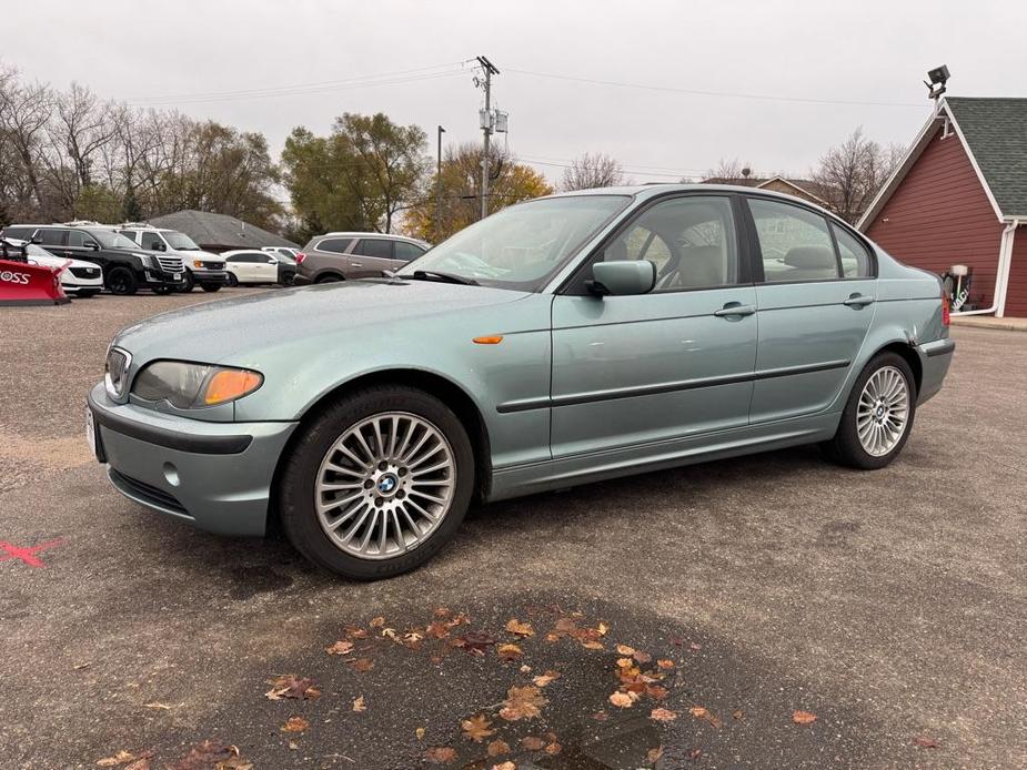 used 2002 BMW 325 car, priced at $2,700