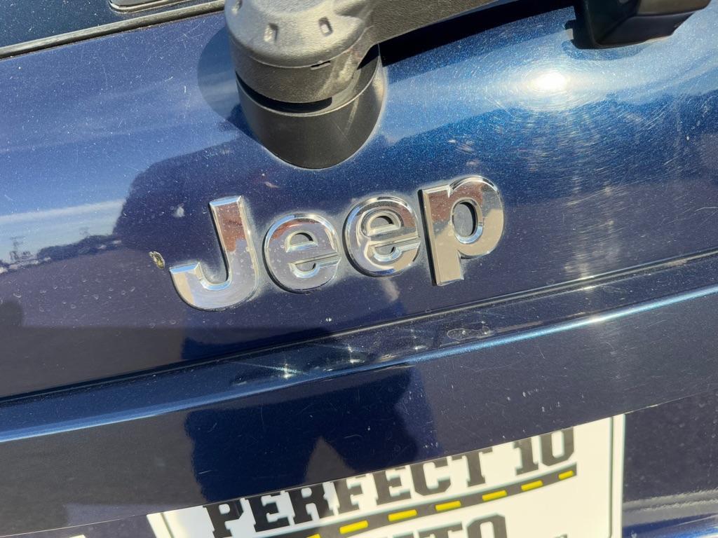 used 2005 Jeep Grand Cherokee car, priced at $4,995