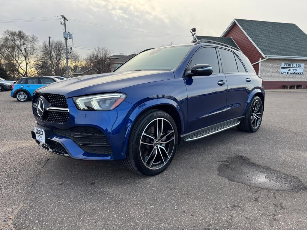 used 2022 Mercedes-Benz GLE 450 car, priced at $53,995