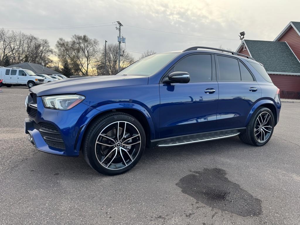 used 2022 Mercedes-Benz GLE 450 car, priced at $53,995