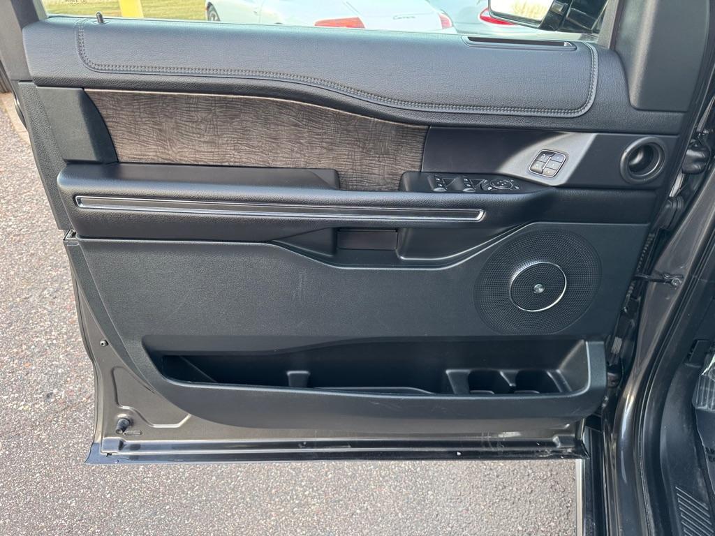 used 2019 Ford Expedition car, priced at $26,495