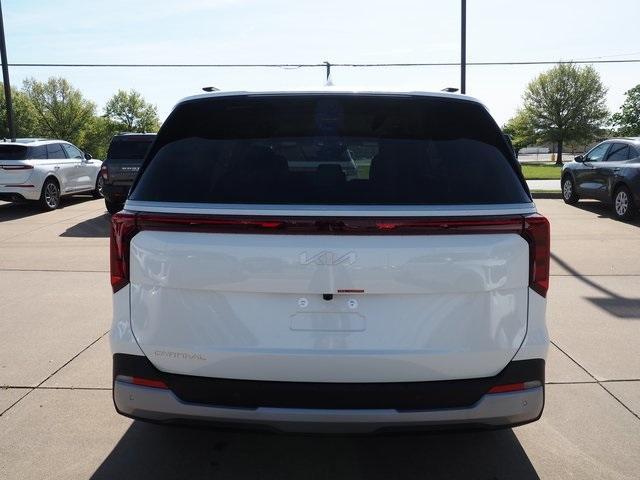 new 2025 Kia Carnival car, priced at $43,195