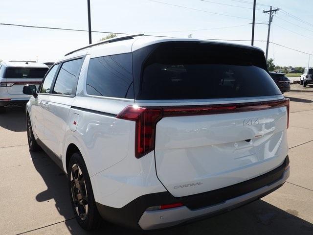new 2025 Kia Carnival car, priced at $43,195