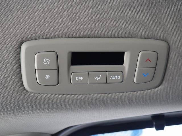 new 2025 Kia Carnival car, priced at $43,195