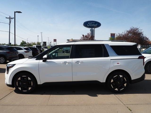 new 2025 Kia Carnival car, priced at $43,195