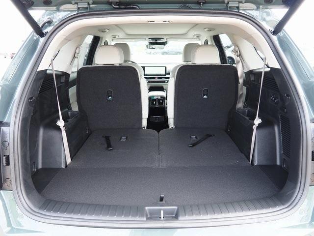 new 2025 Kia Sorento Hybrid car, priced at $43,630