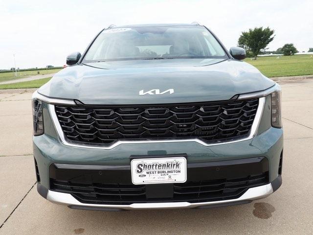 new 2025 Kia Sorento Hybrid car, priced at $43,630