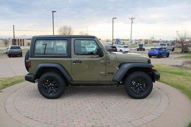 new 2025 Jeep Wrangler car