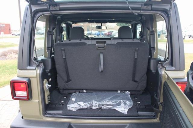 new 2025 Jeep Wrangler car