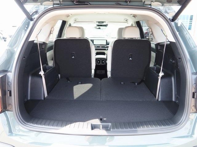 new 2025 Kia Sorento Hybrid car, priced at $43,340