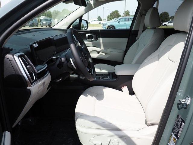 new 2025 Kia Sorento Hybrid car, priced at $43,340