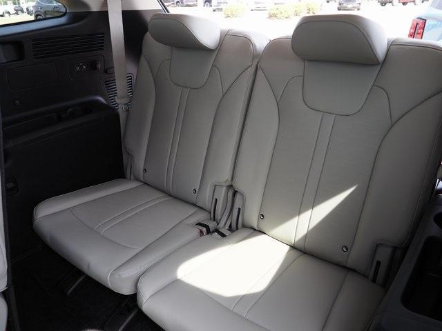 new 2025 Kia Sorento Hybrid car, priced at $43,340