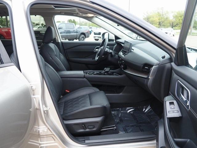 used 2024 Nissan Rogue car, priced at $35,889