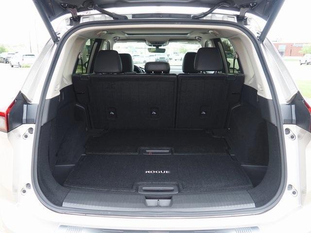 used 2024 Nissan Rogue car, priced at $35,889