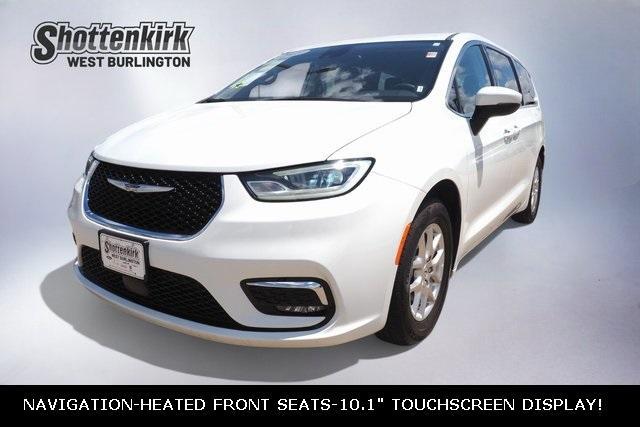 used 2023 Chrysler Pacifica car, priced at $26,885