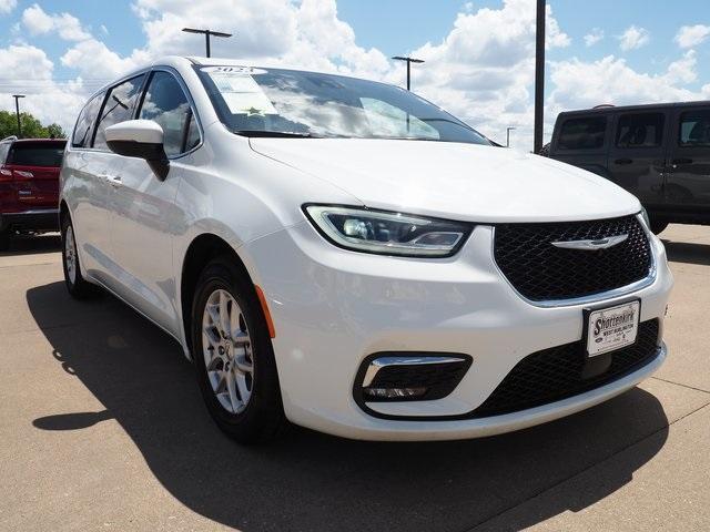 used 2023 Chrysler Pacifica car, priced at $26,885
