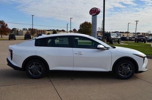 new 2025 Kia K4 car, priced at $24,580