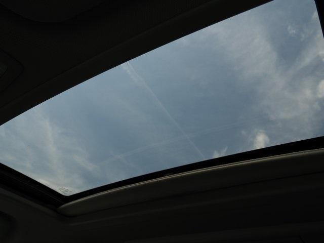 used 2015 Toyota Sienna car, priced at $11,333