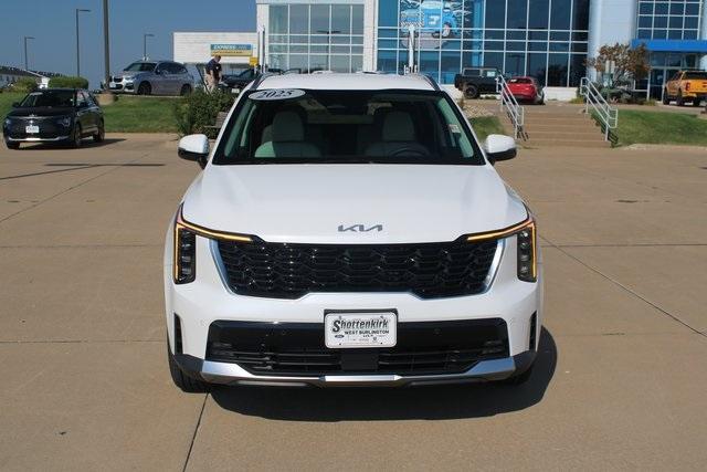 new 2025 Kia Sorento Hybrid car, priced at $42,890