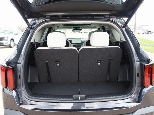 new 2025 Kia Sorento car, priced at $42,560