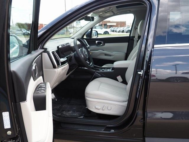 new 2025 Kia Sorento car, priced at $42,560