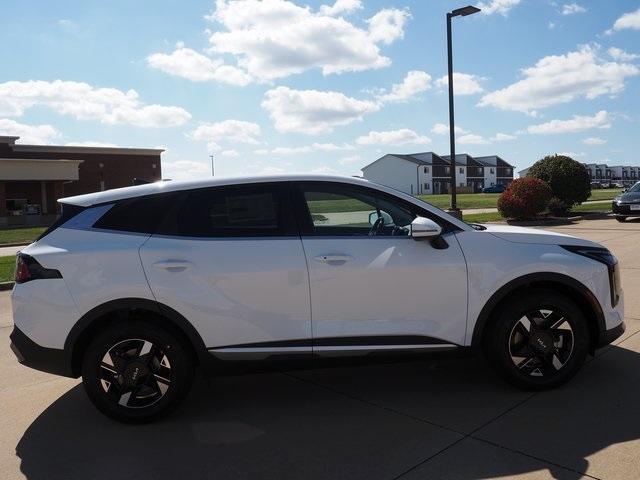new 2026 Kia Sportage car, priced at $31,650
