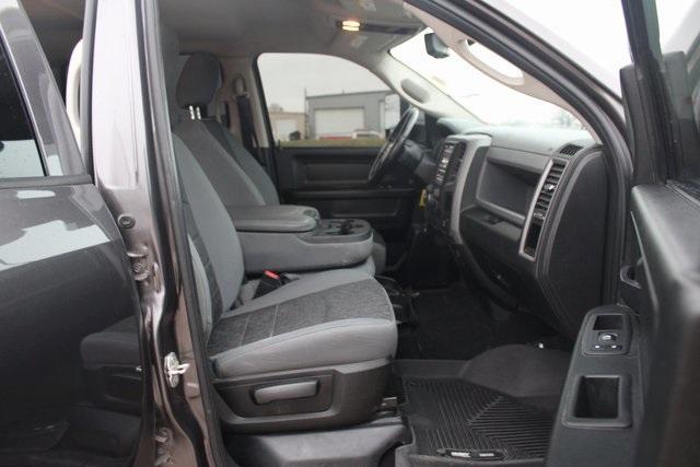 used 2019 Ram 1500 Classic car, priced at $29,333