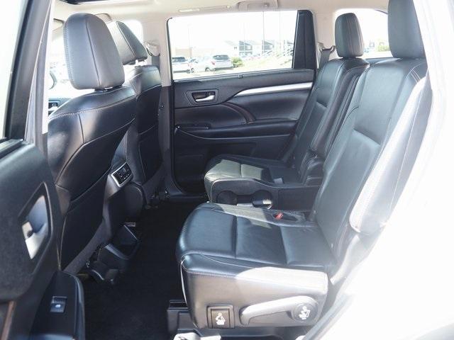 used 2016 Toyota Highlander car, priced at $19,885