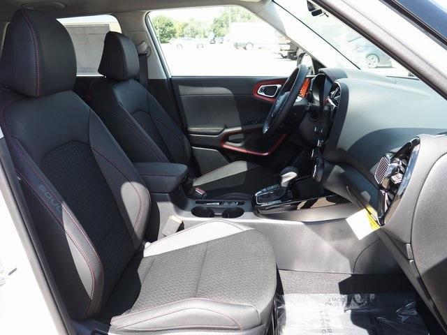 new 2025 Kia Soul car, priced at $28,405