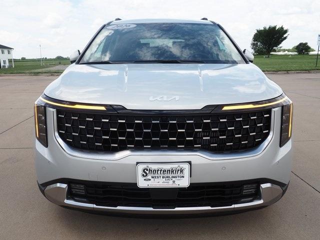 new 2026 Kia Carnival car, priced at $50,285