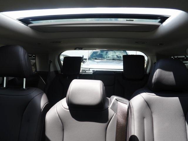 new 2026 Kia Carnival car, priced at $50,285