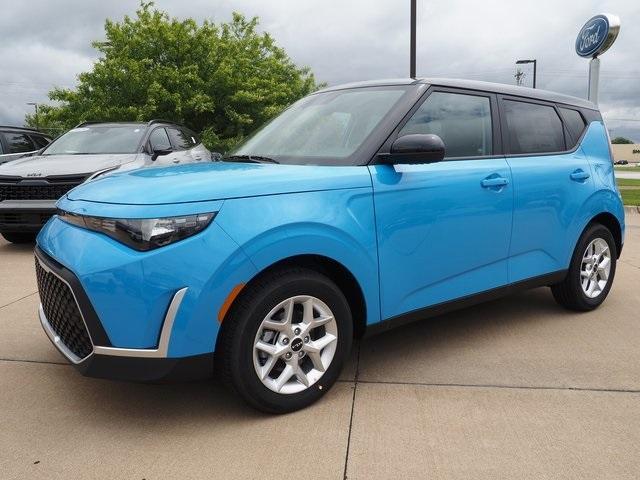 new 2025 Kia Soul car, priced at $24,905