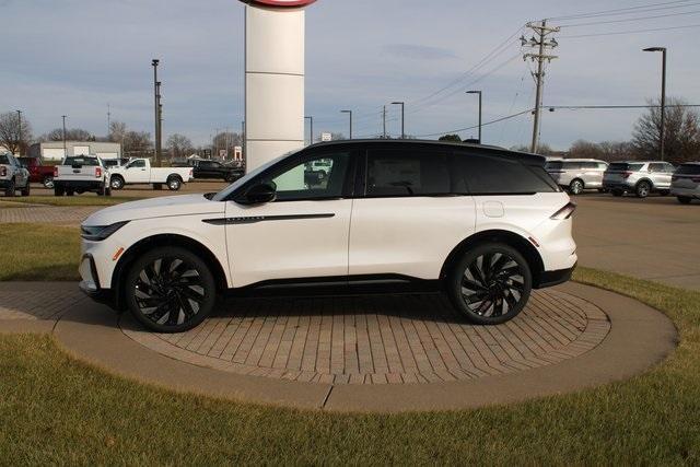 new 2025 Lincoln Nautilus car, priced at $63,455