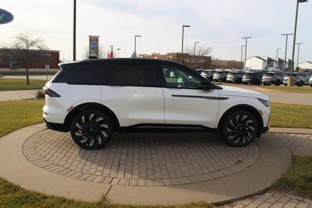 new 2025 Lincoln Nautilus car, priced at $63,455