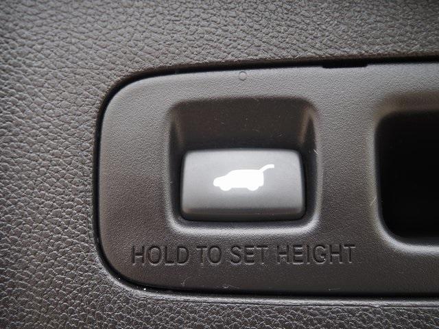 used 2020 Honda CR-V car, priced at $25,333